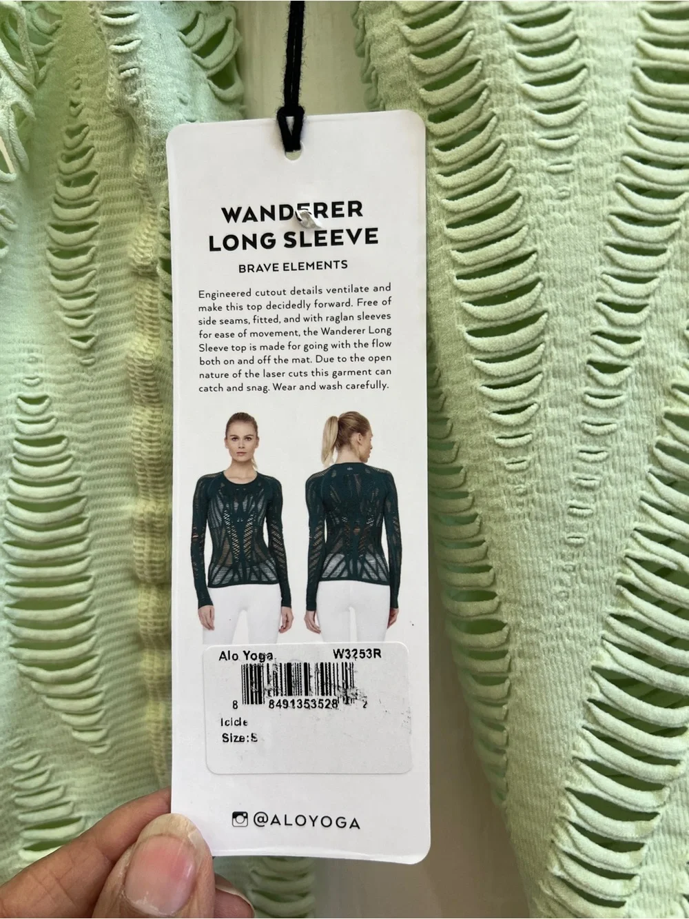 Alo Yoga Wanderer Long Sleeve Cutout Top Icicle Green Size Small NWT Pilates Gym